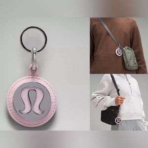 Lululemon logo keychain